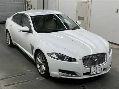 Jaguar XF SERIES