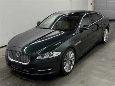 Jaguar XJ SERIES