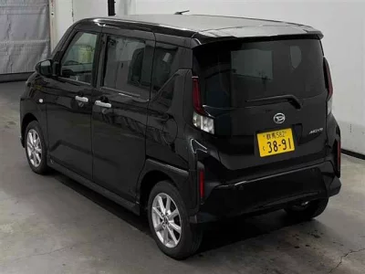 Daihatsu MOVE  с аукциона в Японии