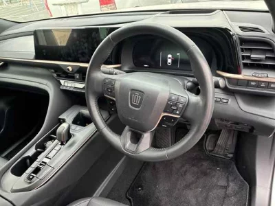 Toyota Crown Crossover