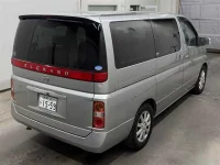 Nissan ELGRAND лот № 85069 оценка 3.5  с аукциона в Японии 4