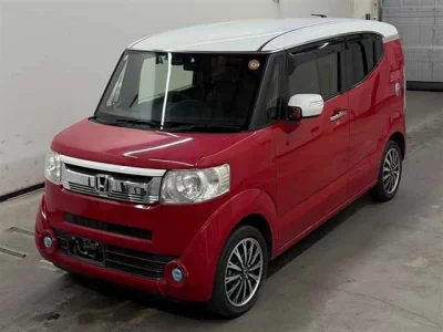 Honda N BOX SLASH