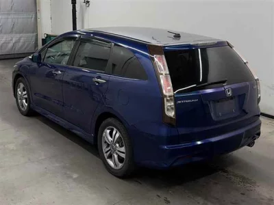 Honda STREAM  с аукциона в Японии