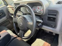 Nissan CUBE лот № 90064 оценка 3.5  с аукциона в Японии 2