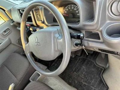 Mitsubishi MINICAB VAN