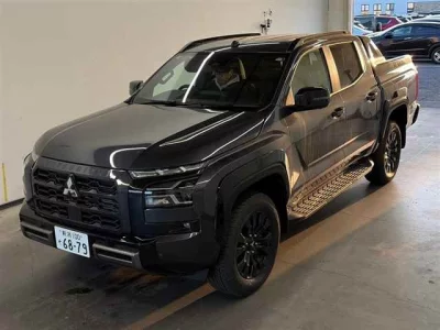 Mitsubishi TRITON