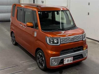 Toyota PIXIS MEGA