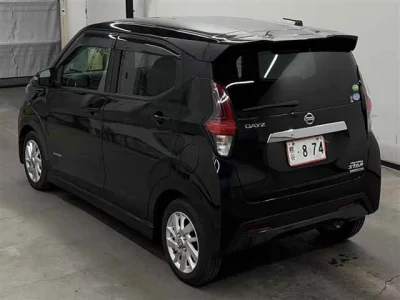 Nissan DAYZ  с аукциона в Японии