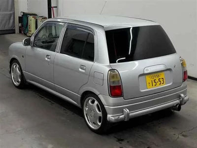 Daihatsu MIRA