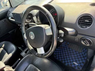 Volkswagen NEW BEETLE