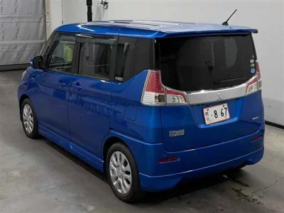 Mitsubishi DELICA D2