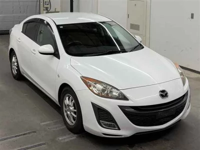 Mazda AXELA  с аукциона в Японии