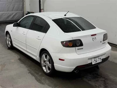 Mazda AXELA  с аукциона в Японии