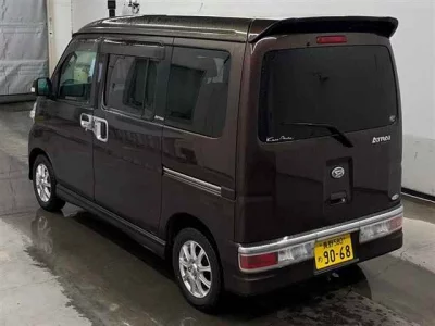 Daihatsu Atrai Wagon  с аукциона в Японии