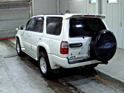 Toyota HILUX SURF  с аукциона в Японии