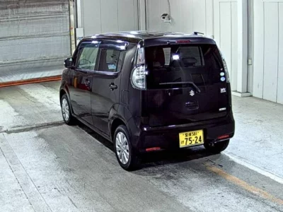 Suzuki MRWAGON