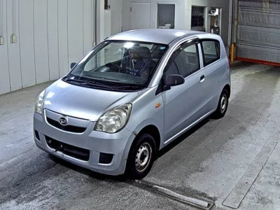 Daihatsu MIRA  с аукциона в Японии