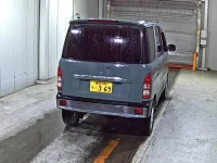 Daihatsu Atrai Wagon лот № 8112 оценка 3  с аукциона в Японии 4