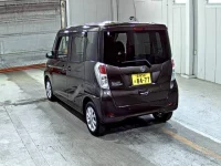 Nissan DAYZ ROOX лот № 3002 оценка 4  с аукциона в Японии 1