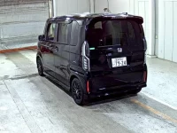 Honda N BOX лот № 3003 оценка 4  с аукциона в Японии 1