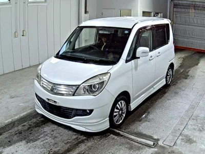 Mitsubishi DELICA D2