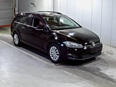 Volkswagen GOLF VARIANT