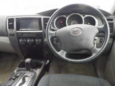 Toyota HILUX SURF  с аукциона в Японии