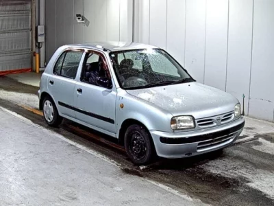 Nissan MARCH  с аукциона в Японии