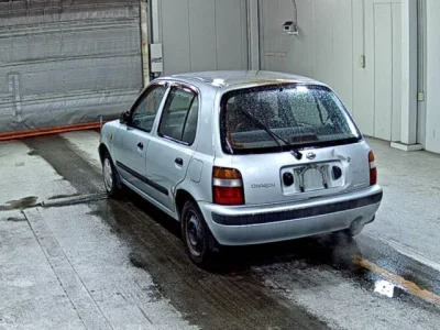 Nissan MARCH  с аукциона в Японии