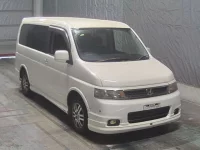 Honda STEP WAGON лот № 2507 оценка 4  с аукциона в Японии 6