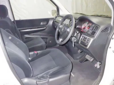 Honda STEP WAGON  с аукциона в Японии