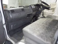 Mazda TITAN лот № 2524 оценка 3.5  с аукциона в Японии 3