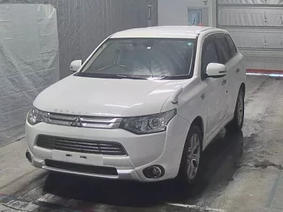 Mitsubishi OUTLANDER PHEV