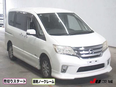 Nissan SERENA  с аукциона в Японии