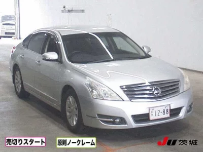 Nissan TEANA