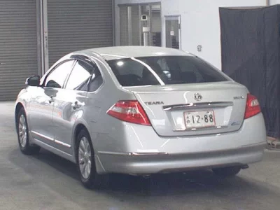 Nissan TEANA