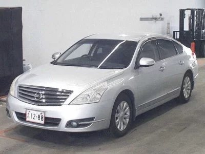 Nissan TEANA