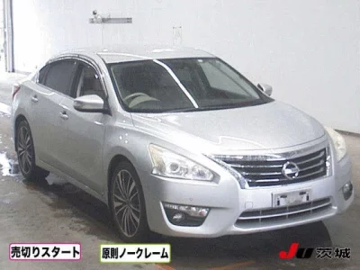 Nissan TEANA