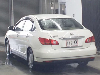 Nissan SYLPHY  с аукциона в Японии