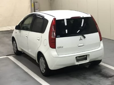 Mitsubishi COLT
