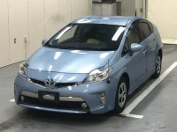 Toyota PRIUS PHV лот № 3012 оценка 4  с аукциона в Японии 2