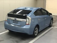 Toyota PRIUS PHV лот № 3012 оценка 4  с аукциона в Японии 3