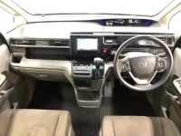 Honda STEP WAGON лот № 3025 оценка 3.5  с аукциона в Японии 4
