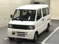 Mitsubishi MINICAB VAN лот № 1072 оценка 3.5  с аукциона в Японии 2