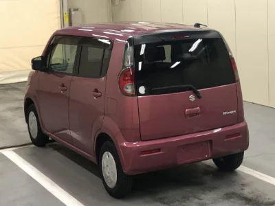Suzuki MRWAGON