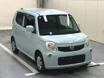 Nissan MOCO  с аукциона в Японии