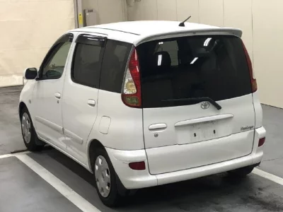 Toyota FUNCARGO