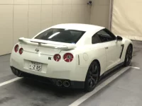 Nissan GT-R лот № 6517 оценка 4  с аукциона в Японии 3