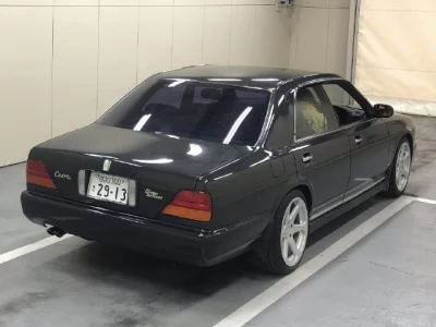 Nissan CEDRIC  с аукциона в Японии