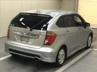 Honda EDIX лот № 3706 оценка 3.5  с аукциона в Японии 3